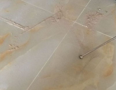 淇滨瓷砖空鼓维修公司分享粘合剂选择不当在瓷砖铺贴过程中可能导致以下问题